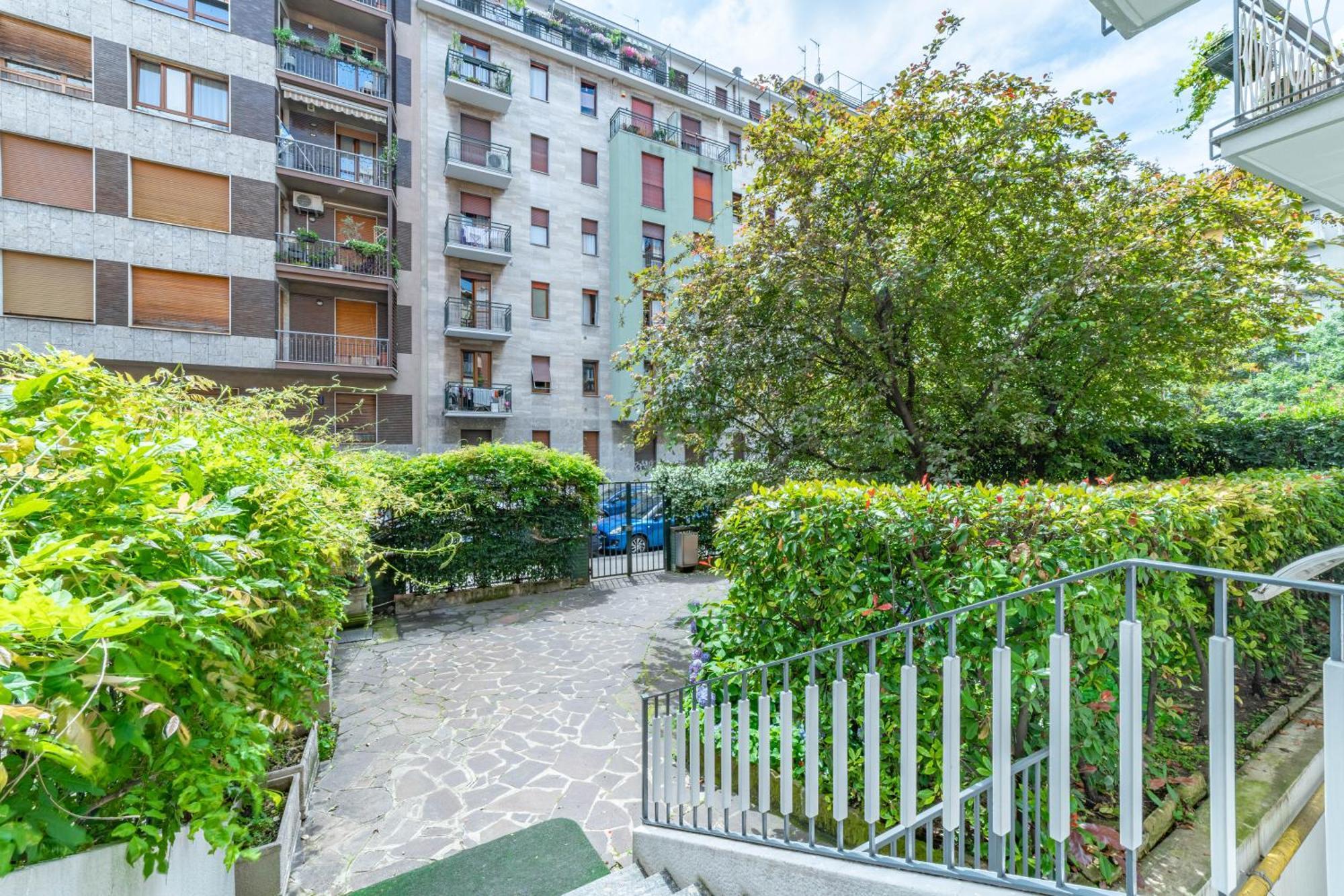 500 M From Corso Sempione, Close To Metro M5 * Mailand