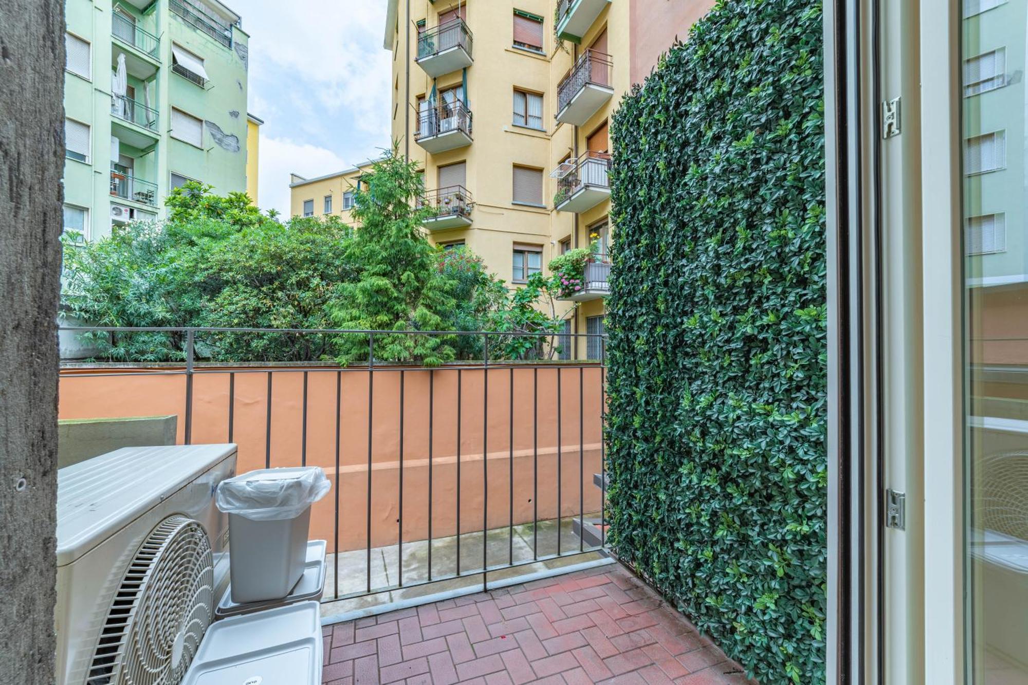 500 M From Corso Sempione, Close To Metro M5 Apartamento Milán